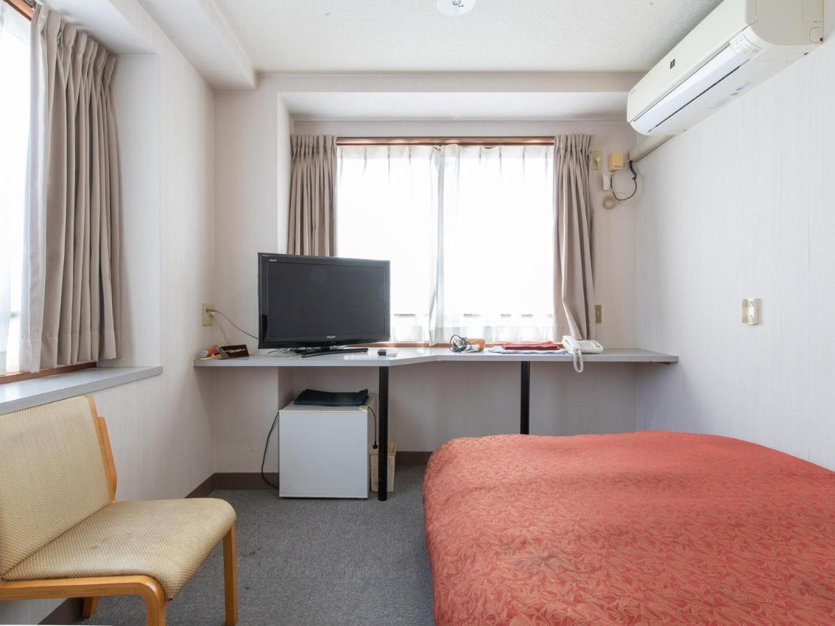 Tabist Rays Hotel Yakata Миядзаки Экстерьер фото
